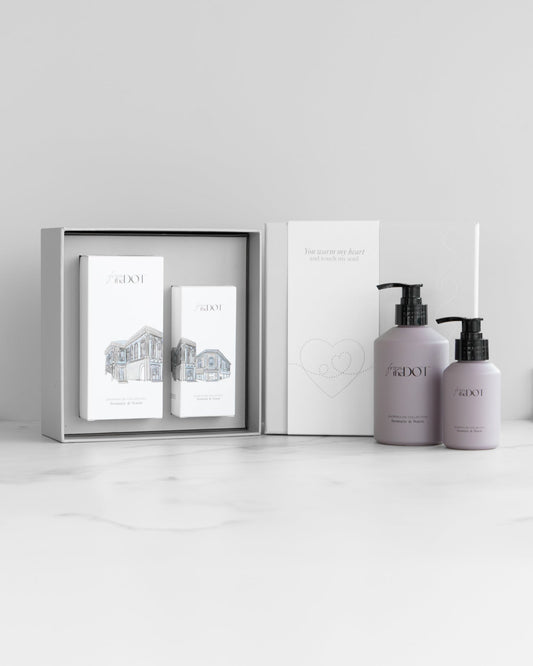Elegant & Comforting Duo Gift Set With LOVE Sleeve