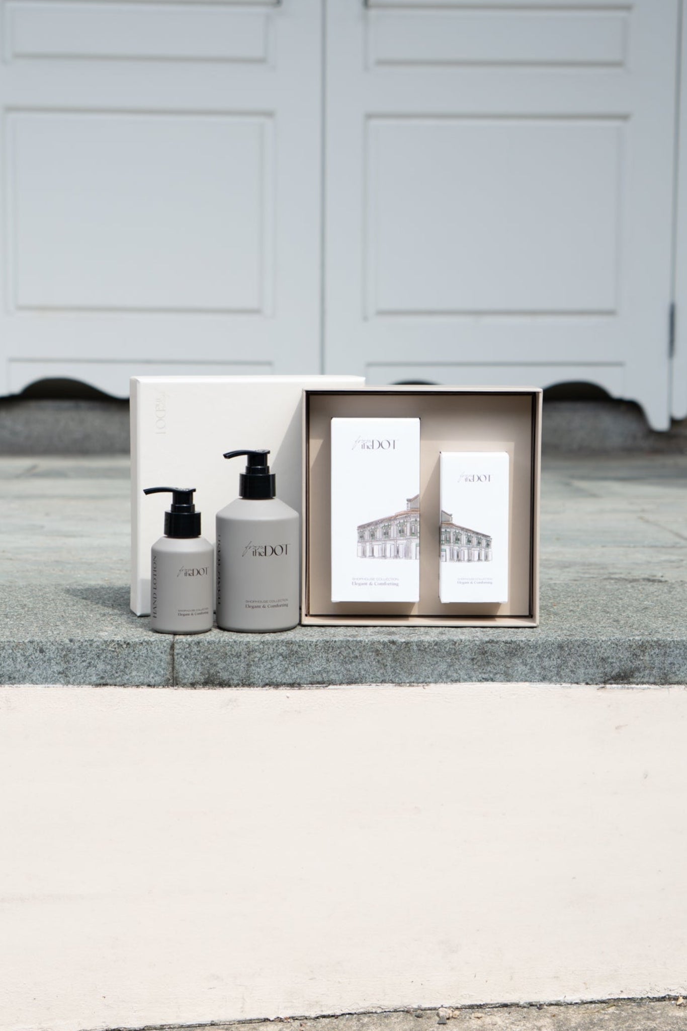 Elegant & Comforting Duo Gift Set With LOVE Sleeve