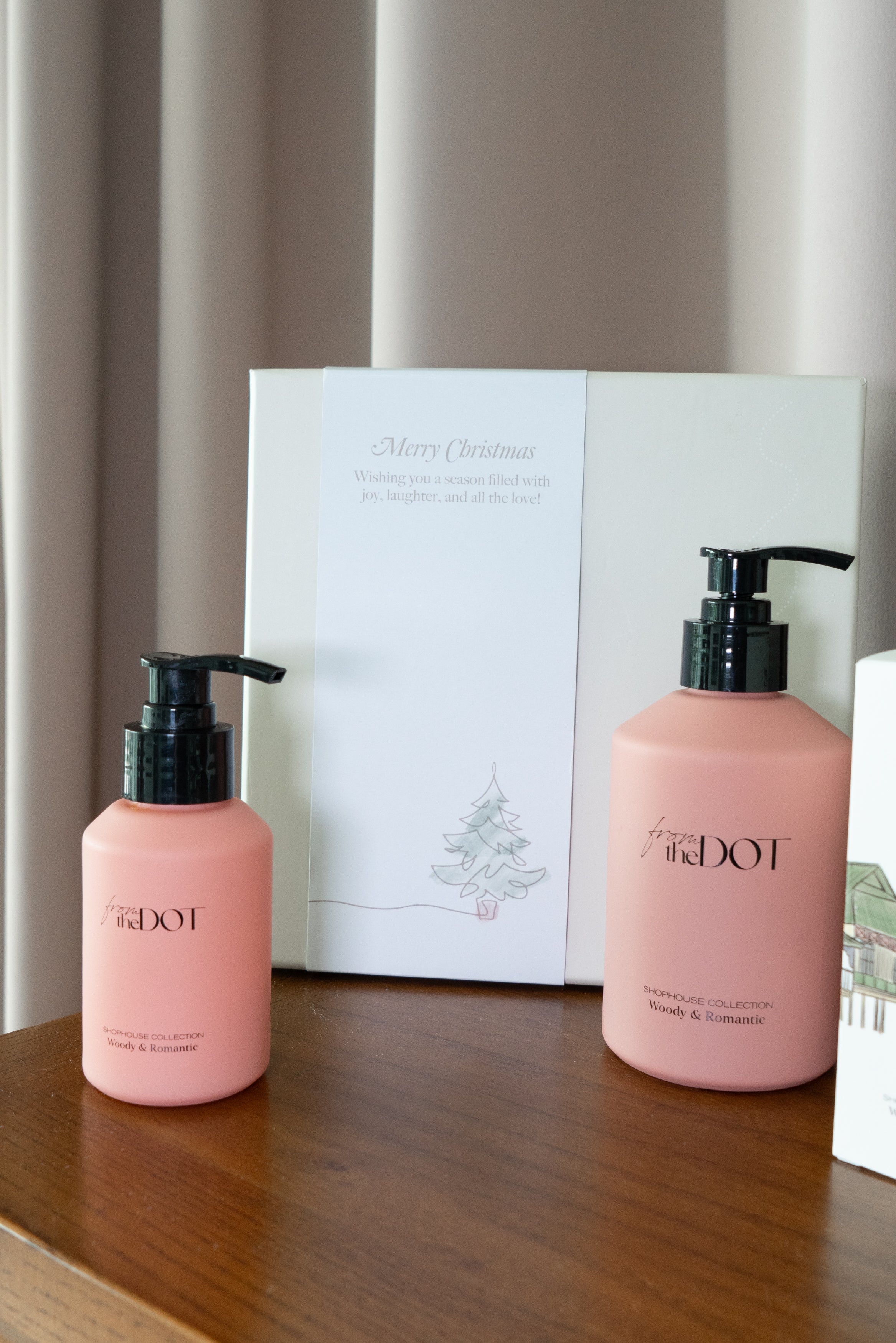 Woody & Romantic Christmas Duo Gift Set